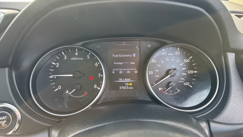 Nissan Qashqai 1.2 DiG-T Tekna 5dr Petrol Hatchback